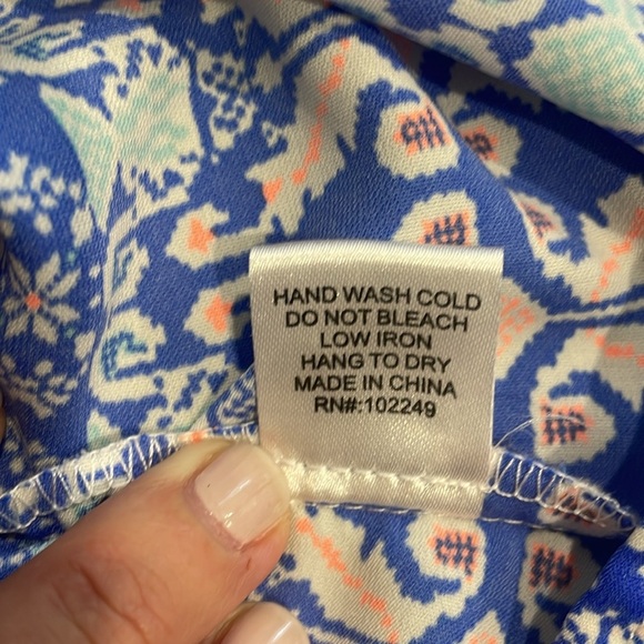 Skies Are Blue Tank Top Small - Picture 9 of 10